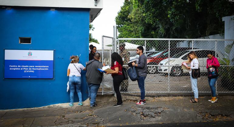 Venezuelan refugees and migrants struggle to survive in Latin America and the Caribbean